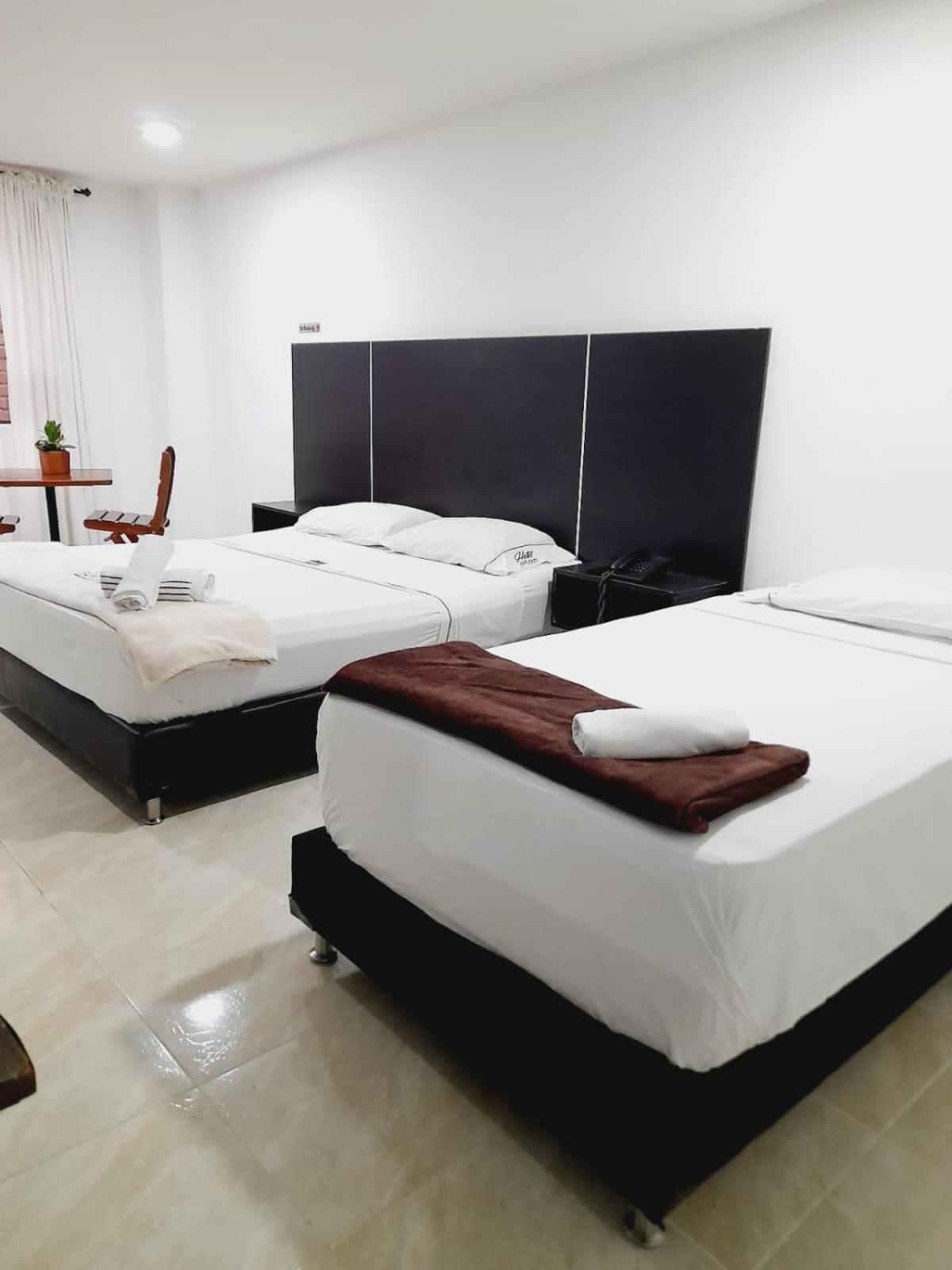 Hotel Saint John Медельїн Екстер'єр фото